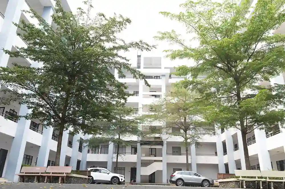 Hình ảnh Ký Túc Xá Đại Học Giao Thông Vận Tải TP.HCM (UTH) cơ sở 3 của UTH tại số 70 đường Tô Ký, P. Tân Chánh Hiệp, Q.12